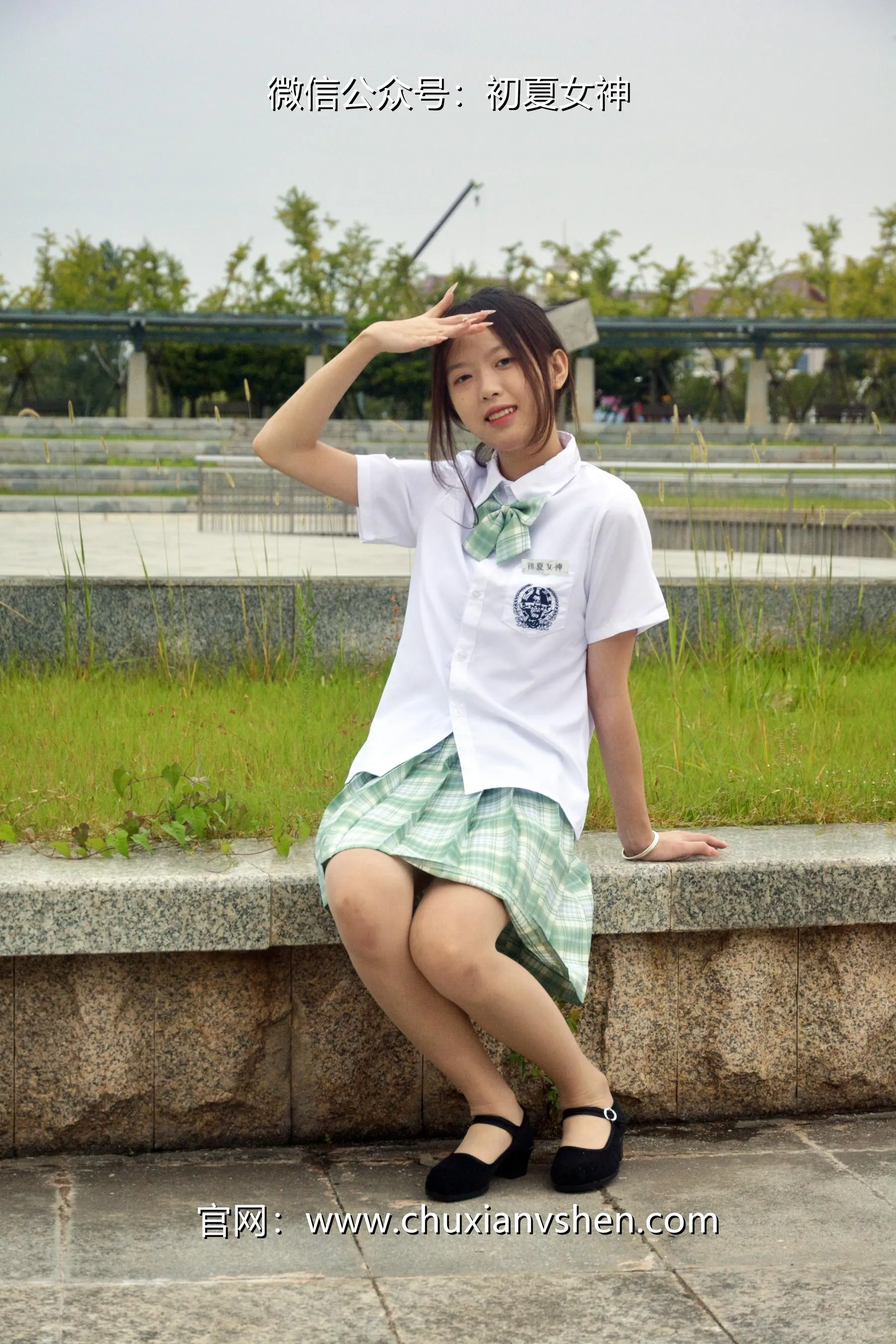 初夏女神 NO.029 情情 绿色JK套 [72P]插图7